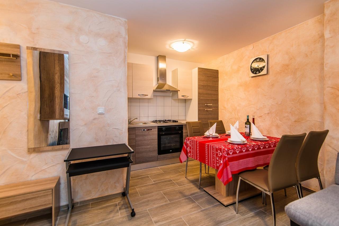 Apartment Stela Poreč Buitenkant foto