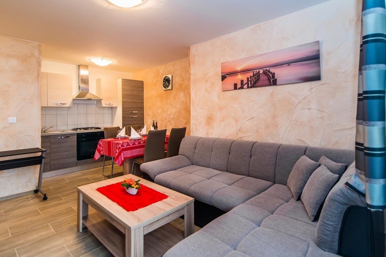 Apartment Stela Poreč Buitenkant foto