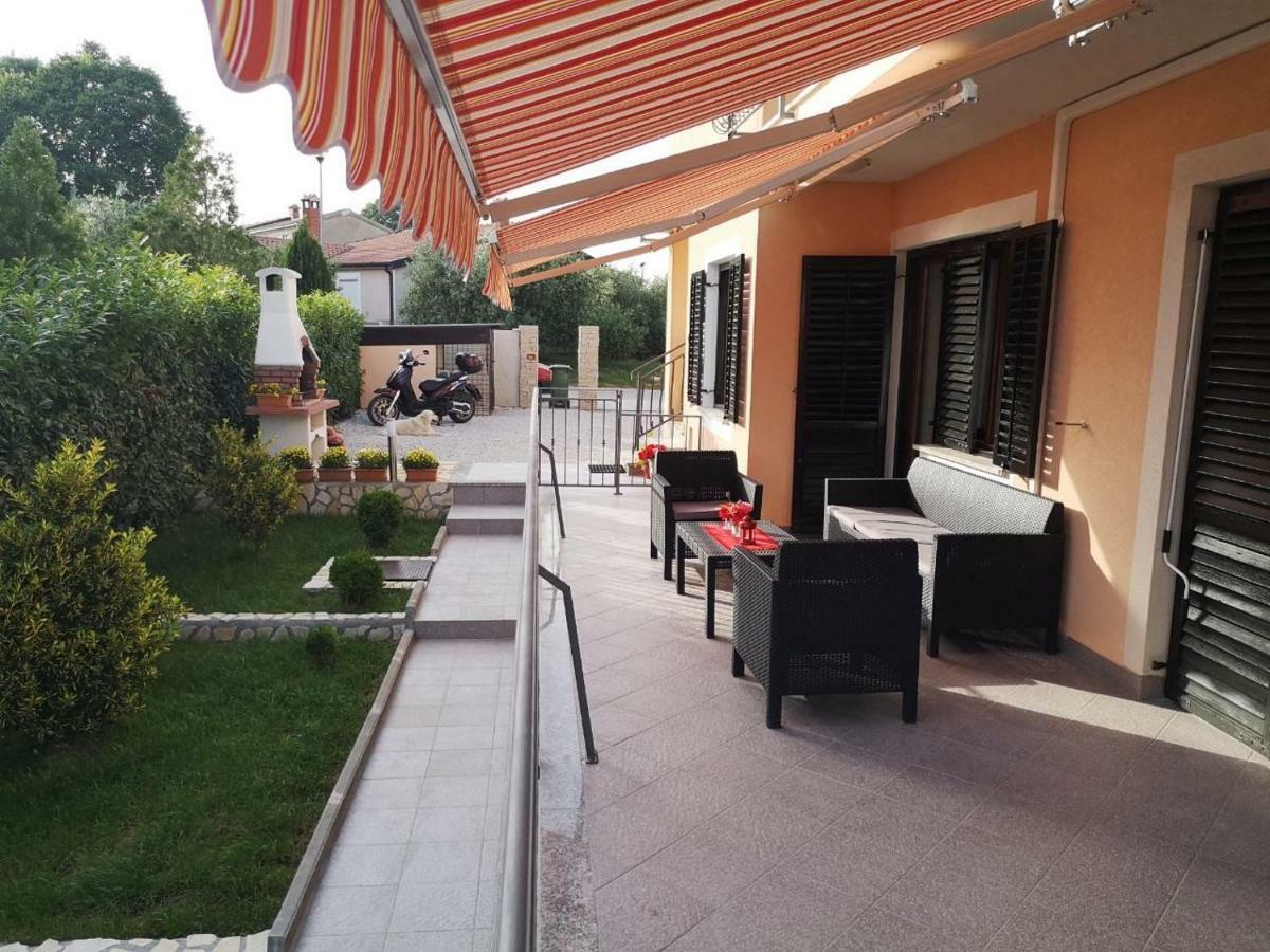 Apartment Stela Poreč Buitenkant foto